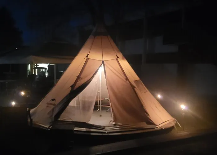 Swiss Army Camping Night / Militaerbunker