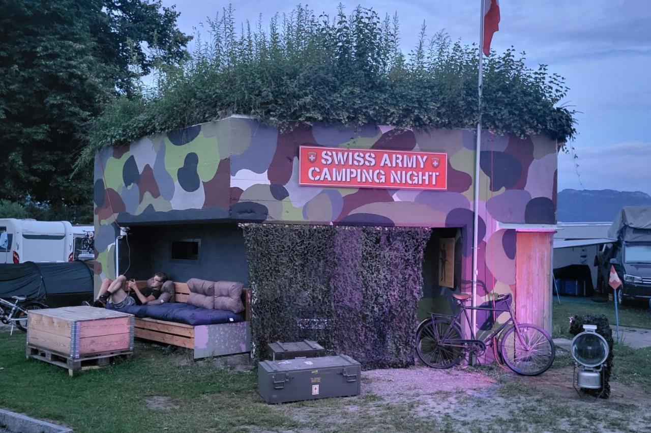 Kapselhotel Swiss Army Night / Militaerbunker St. Margrethen