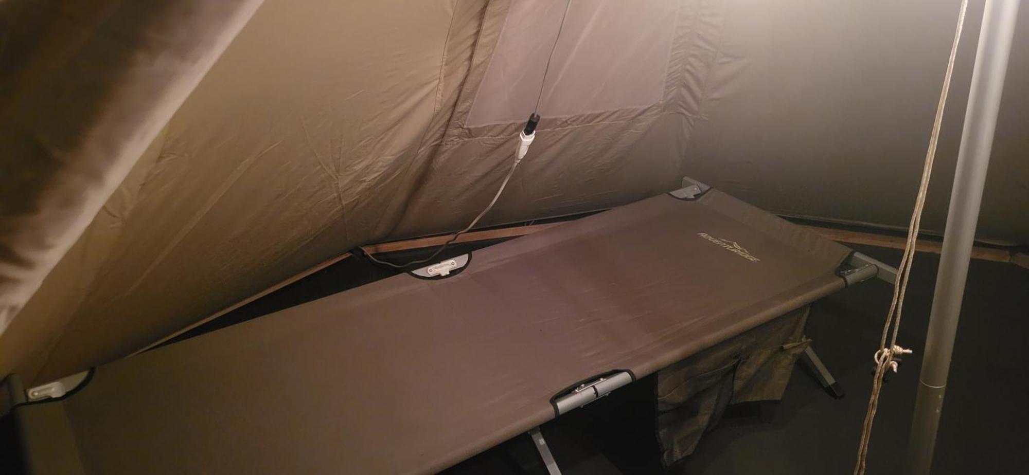 Swiss Army Night / Militaerbunker